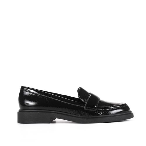 Loafer Preto Salto Baixo Couro Brilhoso