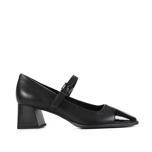 Scarpin Preto Salto Médio Bloco Couro