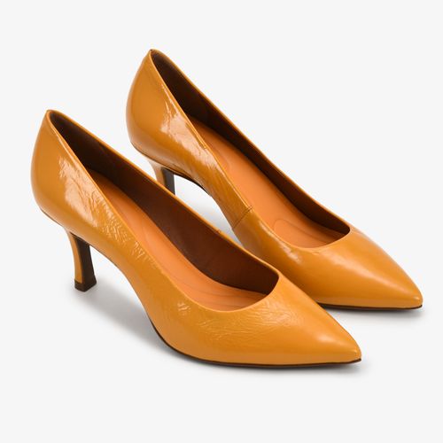 Scarpin Amarelo Honey Salto Fino Médio Couro Brilhoso
