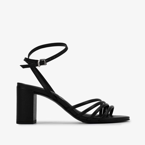 Sandália Preto Tiras Salto Bloco Médio Couro
