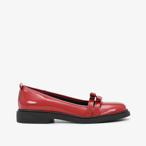 Loafer Vermelho Scarlet Laço Salto Baixo Couro Brilhoso