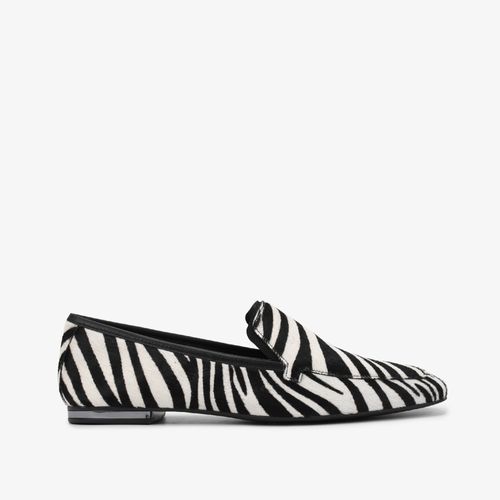 Loafer Animal Print Zebra Couro