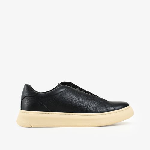Tênis Masculino Preto Couro